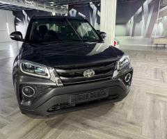 2021 Toyota Urban Cruiser 1.5 XS A/t - 2/8